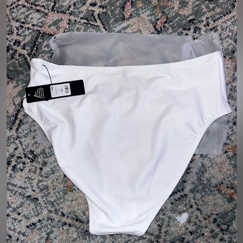 Fashionnova NEVER WORN High Rise Bikini Bottom